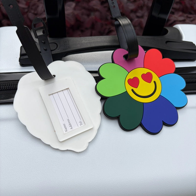 Leaf-Shaped Luggage Tag Bowlift