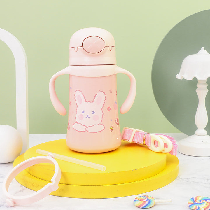 Child-friendly drinking bottle with adorable pig design Bowlift