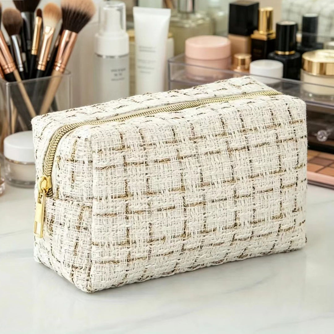 Woven Cosmetic Bag Bowlift