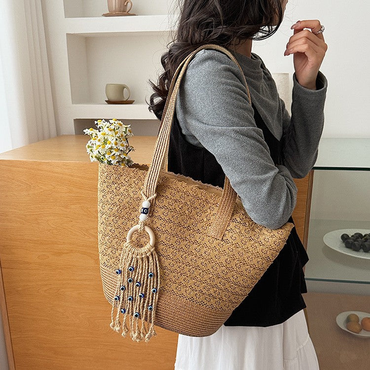 Handcrafted ven Beach Tote Bowlift