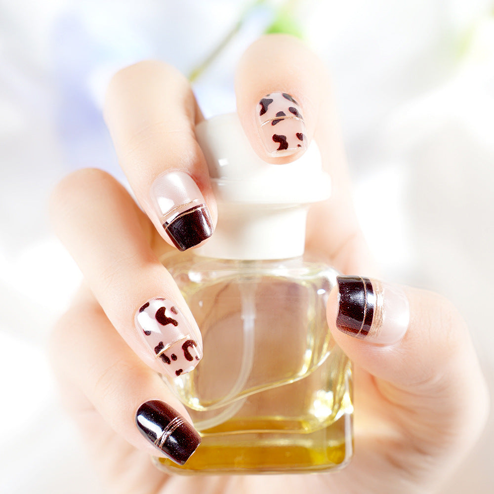 Artistic Press-On Nail Art Set Bowlift
