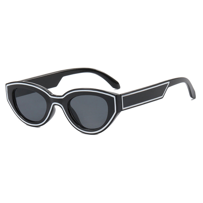 Women Cat-Eye Sunglasses with sturdy transparent frame and protective UV filter Bowlift