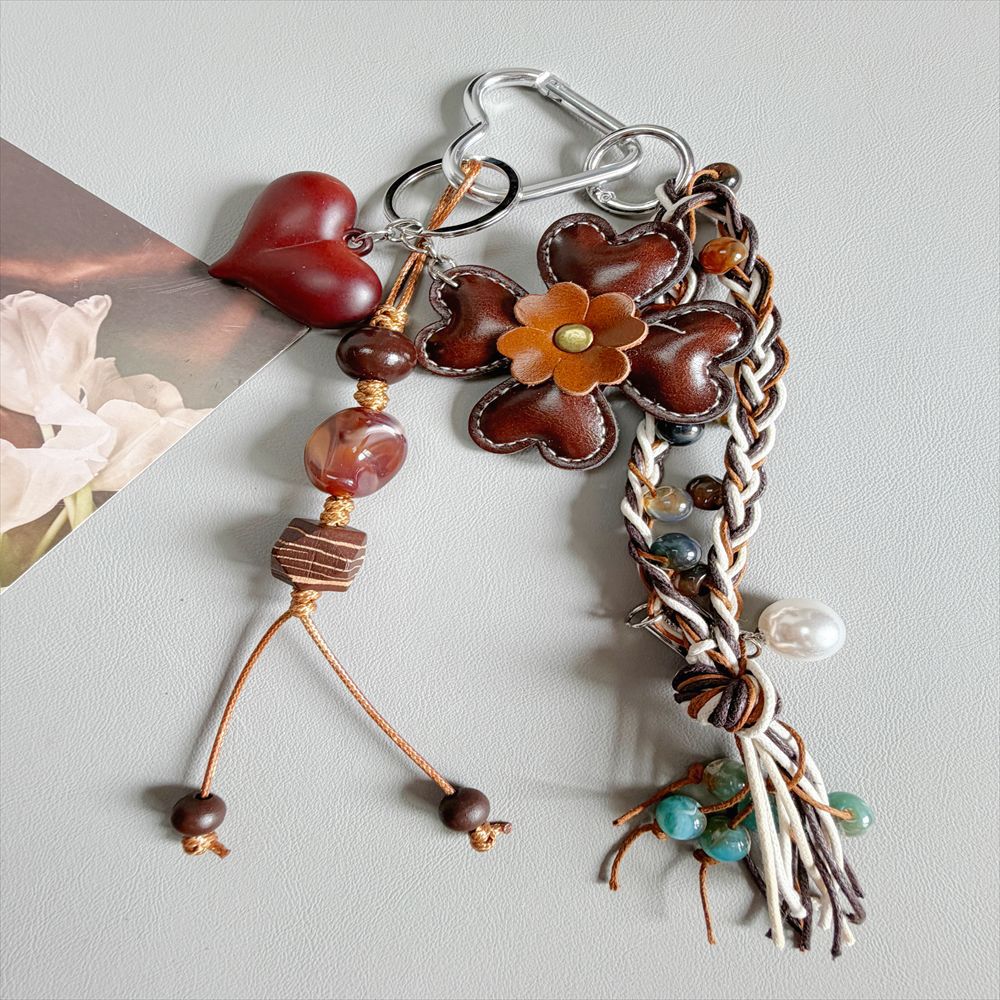 Artistic Keychain Holder Bowlift