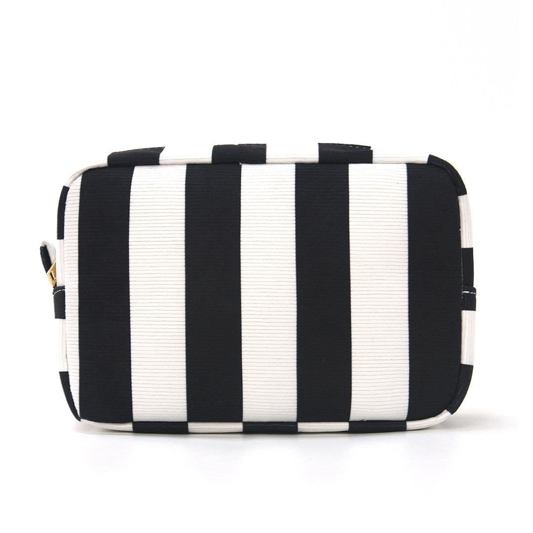 Cosmetic storage bag with practical storage space Bowlift