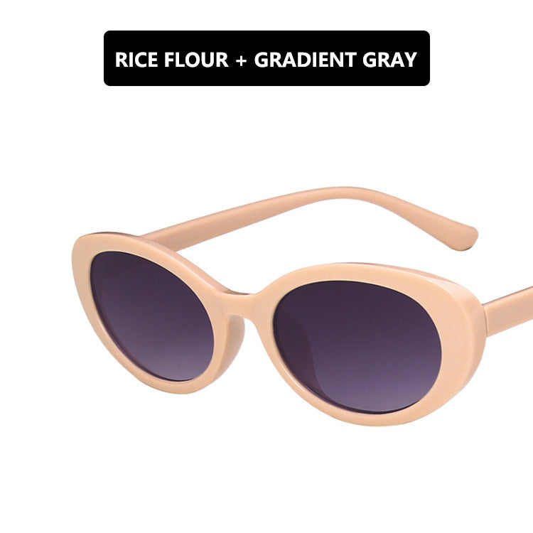 Ladies Cat-Eye Sunglasses with Transparent Frame and Gradient Lenses Bowlift