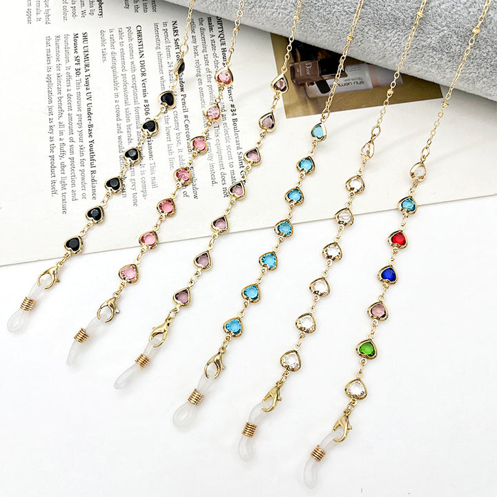 Heart-Shaped Eyewear Chain Bowlift