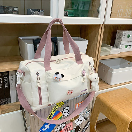 Fun and Functional Travel Duffle Bowlift