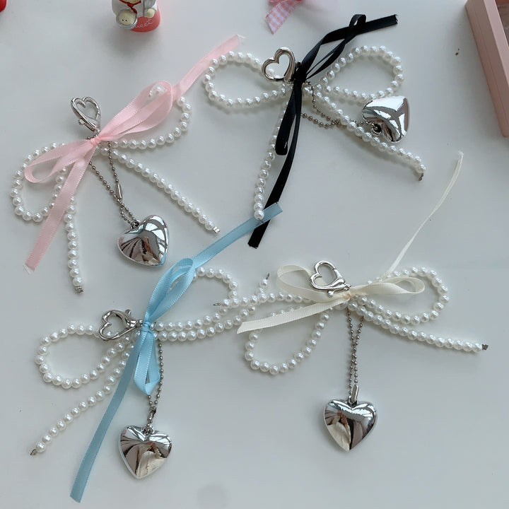 Chic Pearl Heart Keychain Bowlift