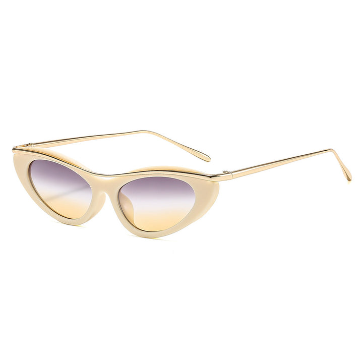 Women's Cat-Eye Sunglasses with Elegant Metal Frame Bowlift