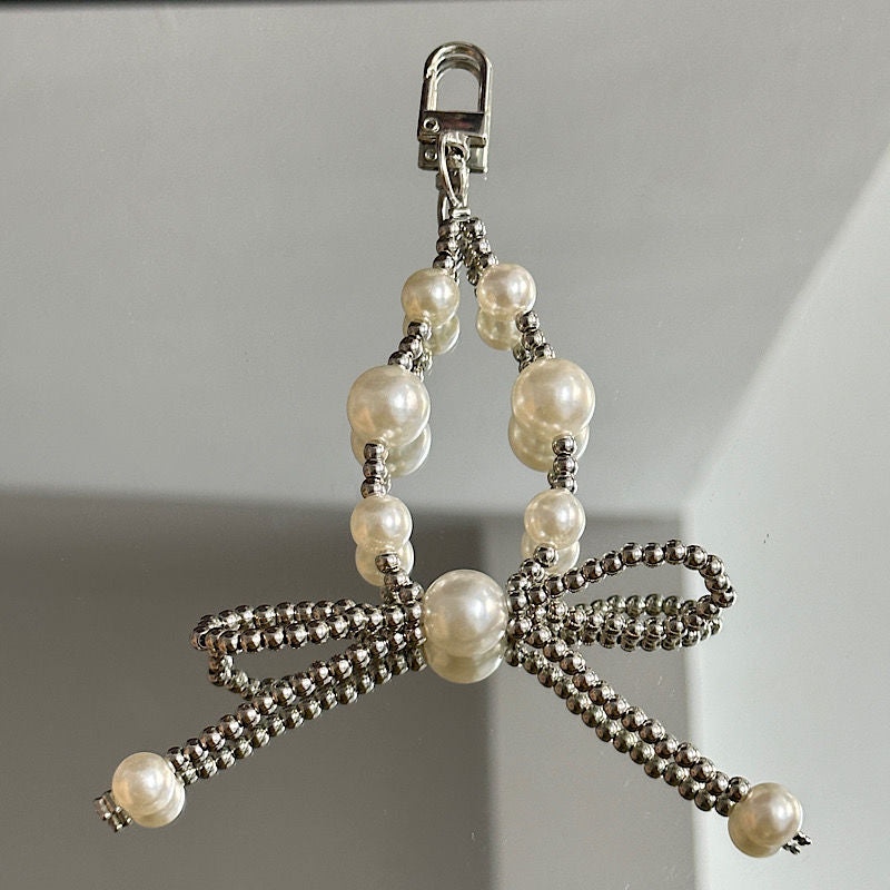 Elegant Beaded Eyewear Strap Bowlift