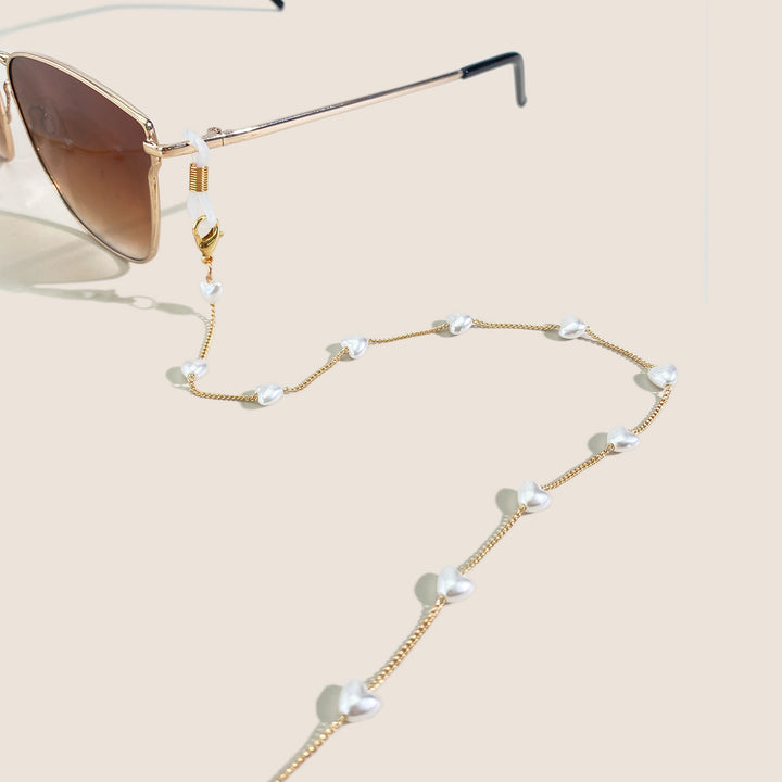 WoSunglasses with Decorative Chain Bowlift