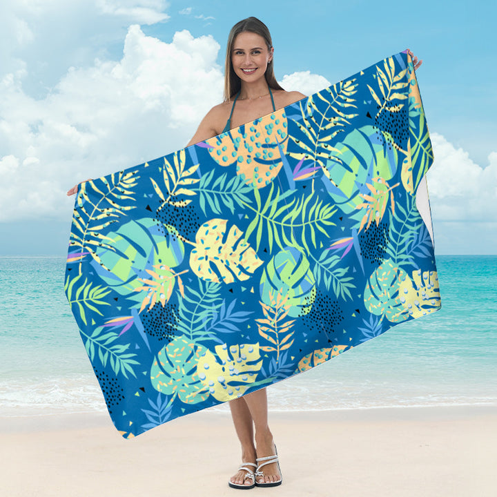 Beach towel with tropical palm pattern and high-quality microfiber fabric Bowlift
