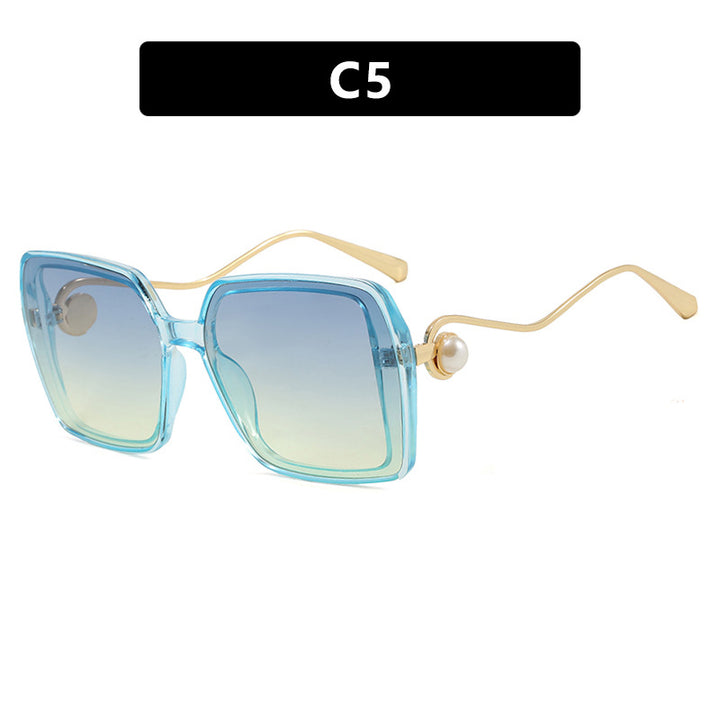 Women's fashionable square glasses with elegant metal frame and unique accents Bowlift