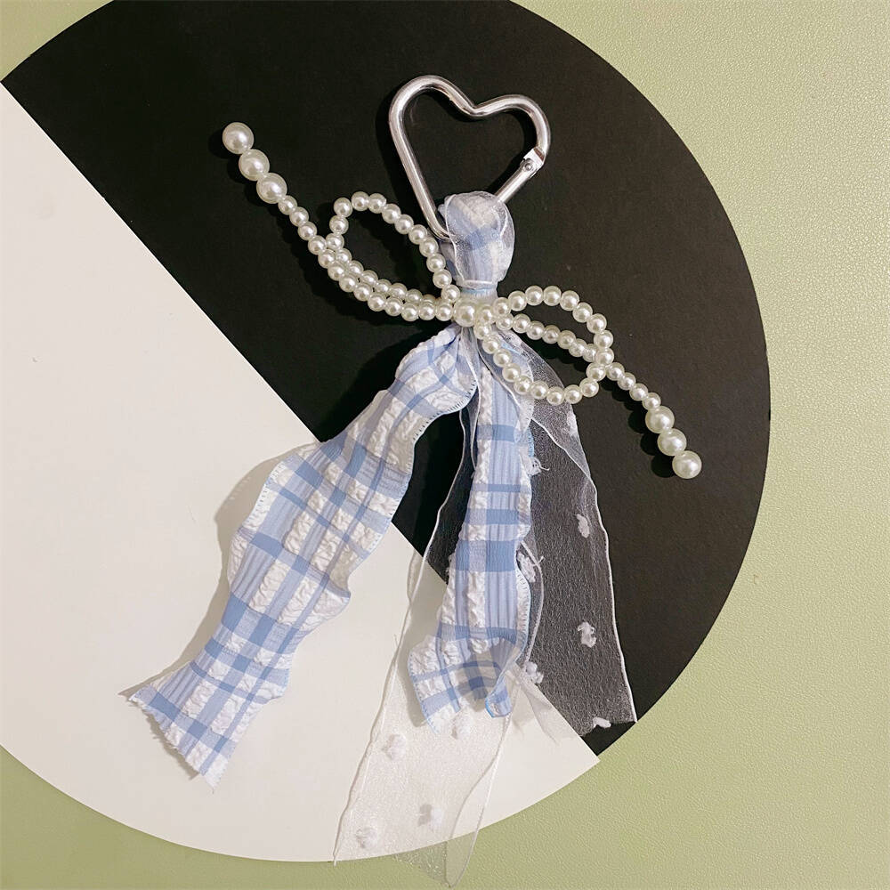 Decorative Heart-Shaped Keychain Bowlift