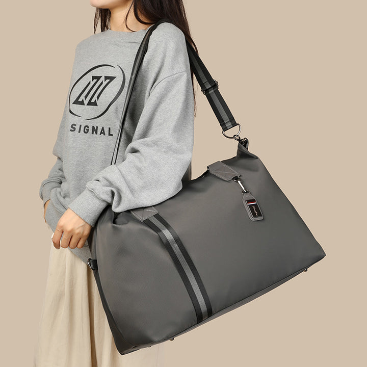 Stylish Multi-Functional Travel Duffle Bag Bowlift