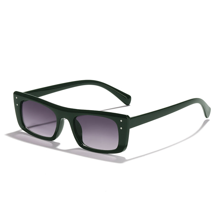 Ladies fashionable sunglasses with striking animal pattern Bowlift