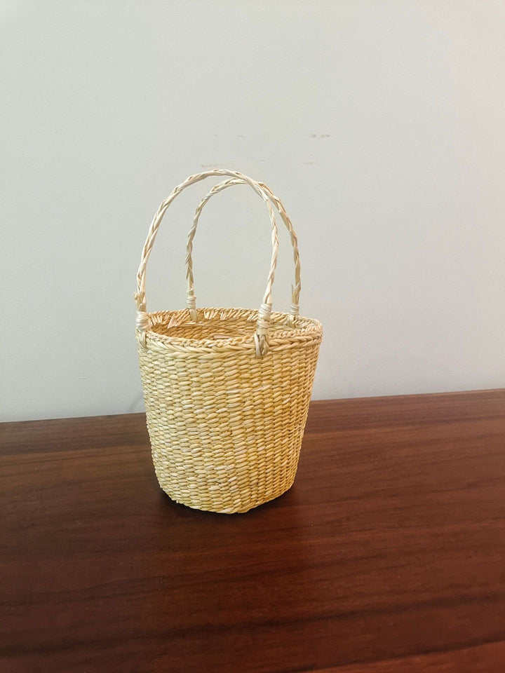 Handcrafted Woven Glass Holder Bowlift