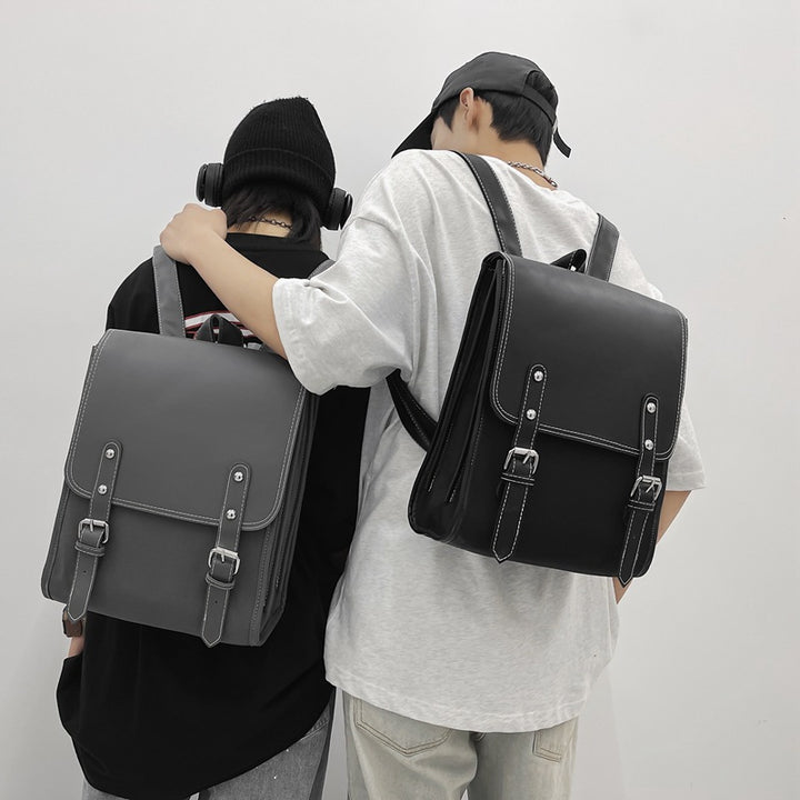 Urban Backpack with Robust Design and Practical Compartments Bowlift