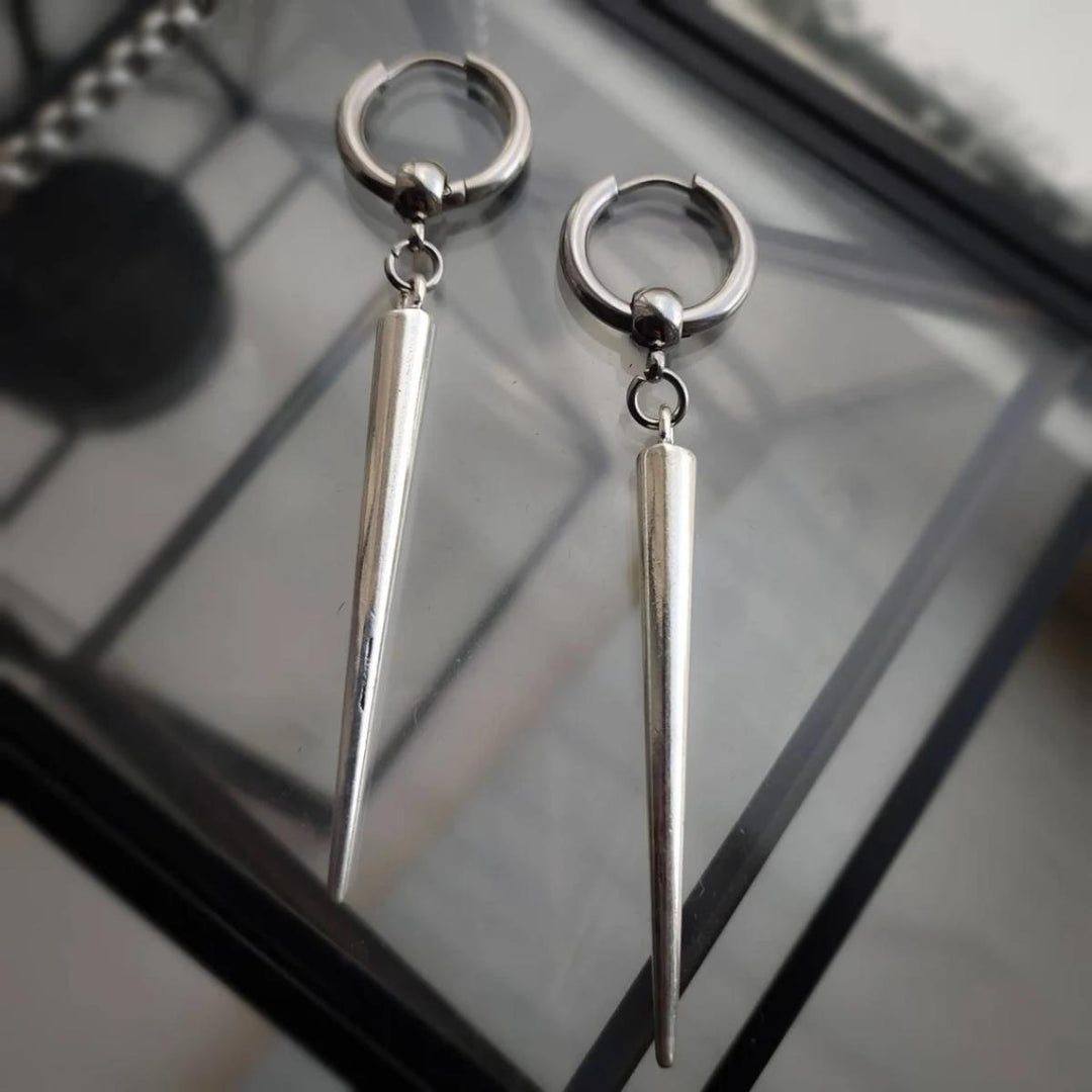 Hanging Spikes Earrings Bowlift