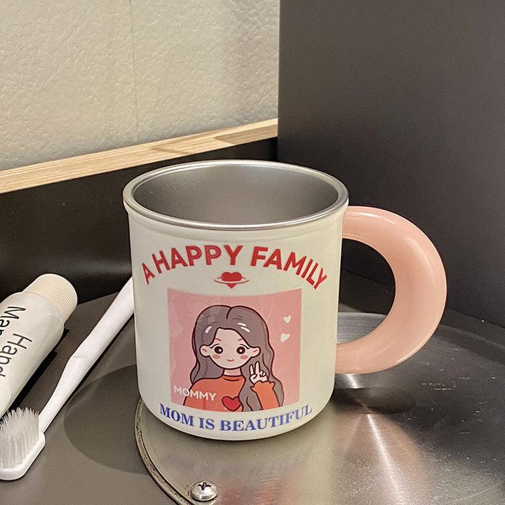 Ceramic mug with playful family motif Bowlift