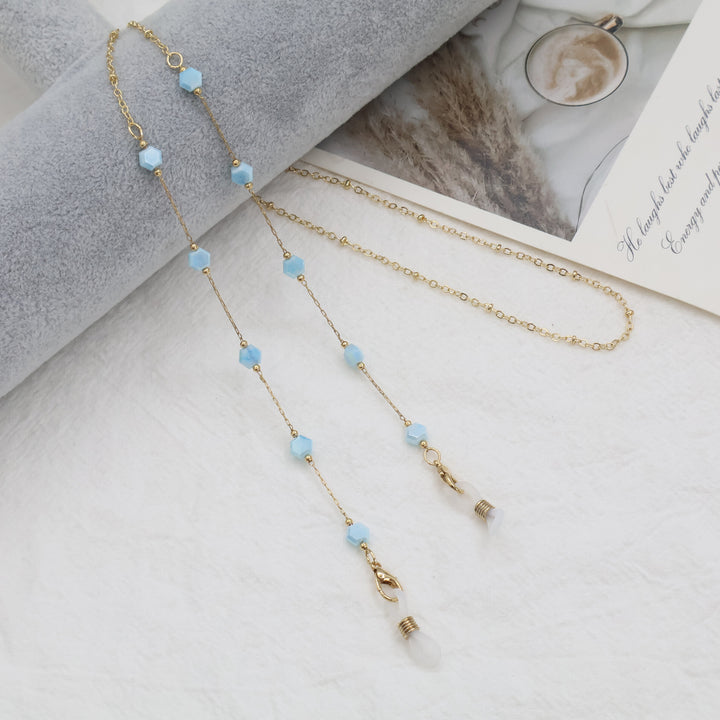 Elegant Gold Chain Necklace with Gemstones Bowlift