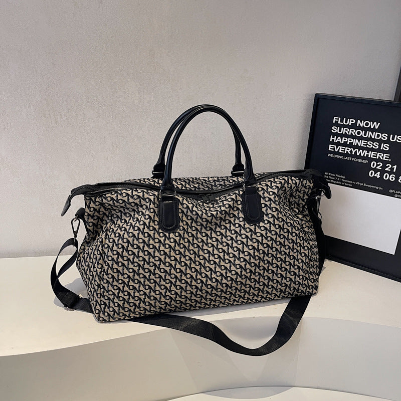 Elegant travel and leisure bag Bowlift