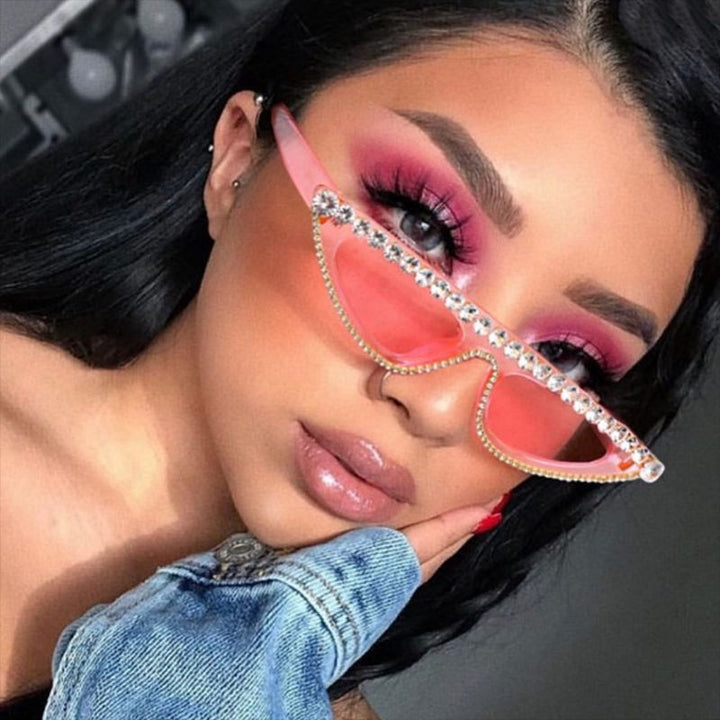 Ladies designer sunglasses in stylish cat-eye design with glittering frame Bowlift