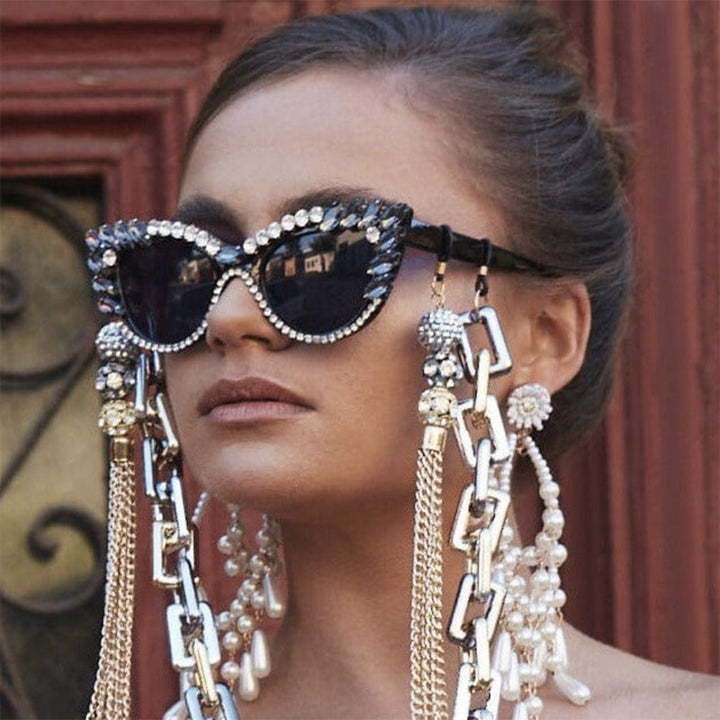 Women's extravagant Cat-Eye sunglasses with sparkling rhinestone embellishment Bowlift