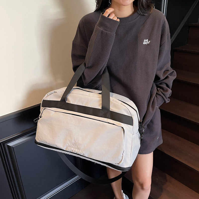 Versatile Lightweight Exercise Duffle Bag Bowlift