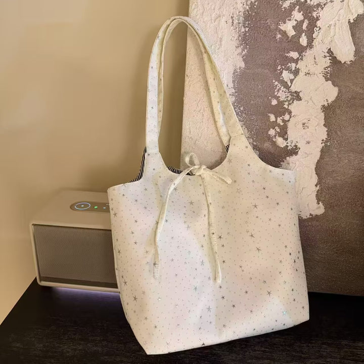 Tote bag with playful star pattern Bowlift