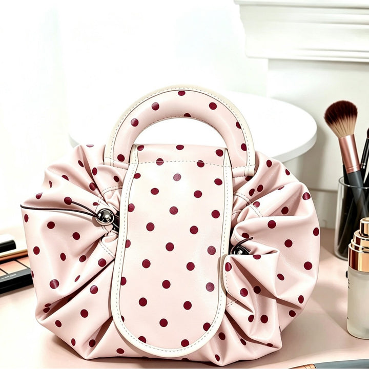 Fashionable Dotted Handbag Bowlift