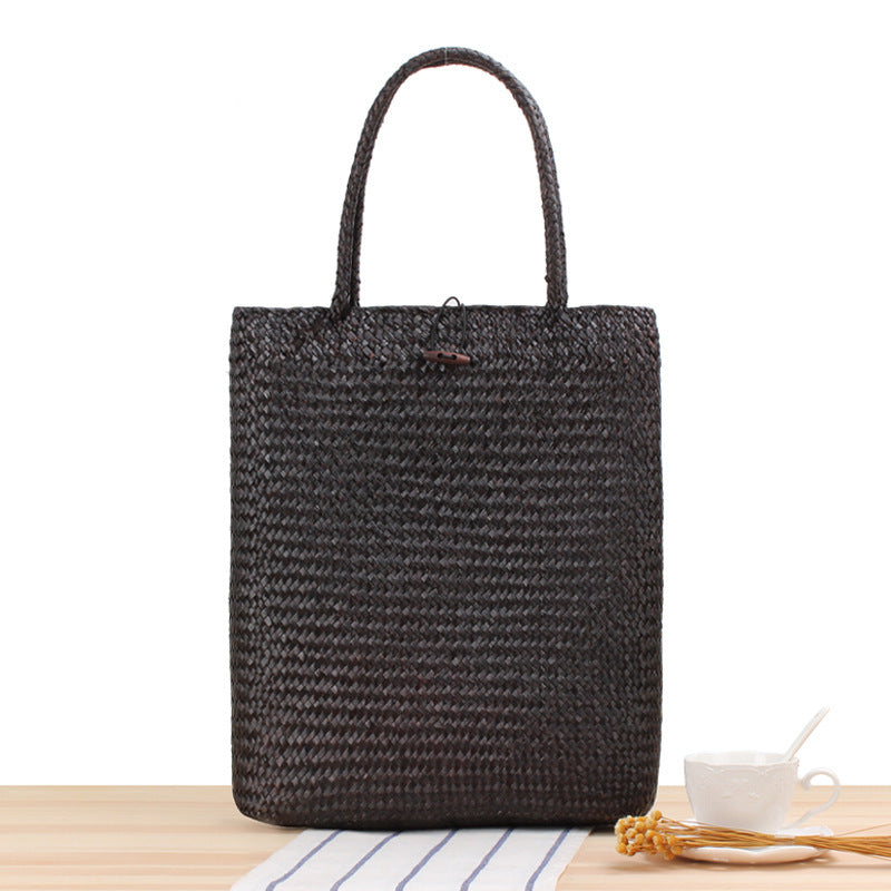 Shopping bag made of woven natural material Bowlift