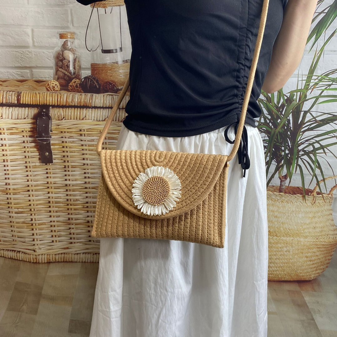 Handbag Bowlift