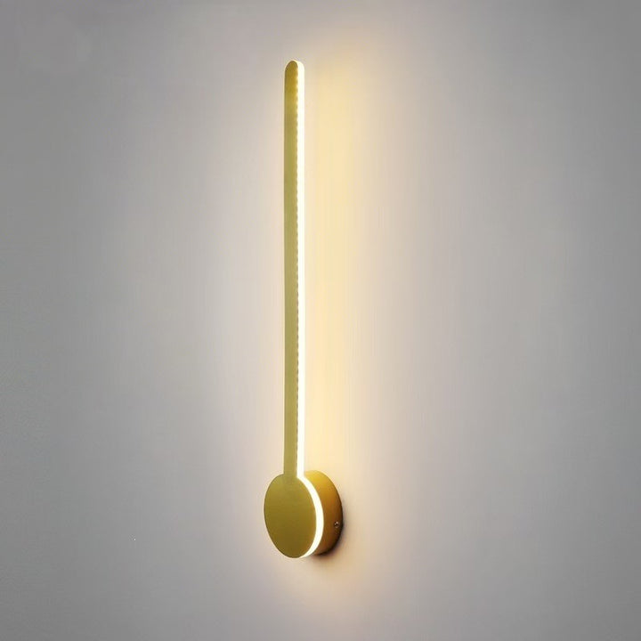 Modern Vertical Wall Light Fixture