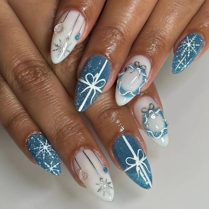 Luxury artificial nails in winter design Bowlift