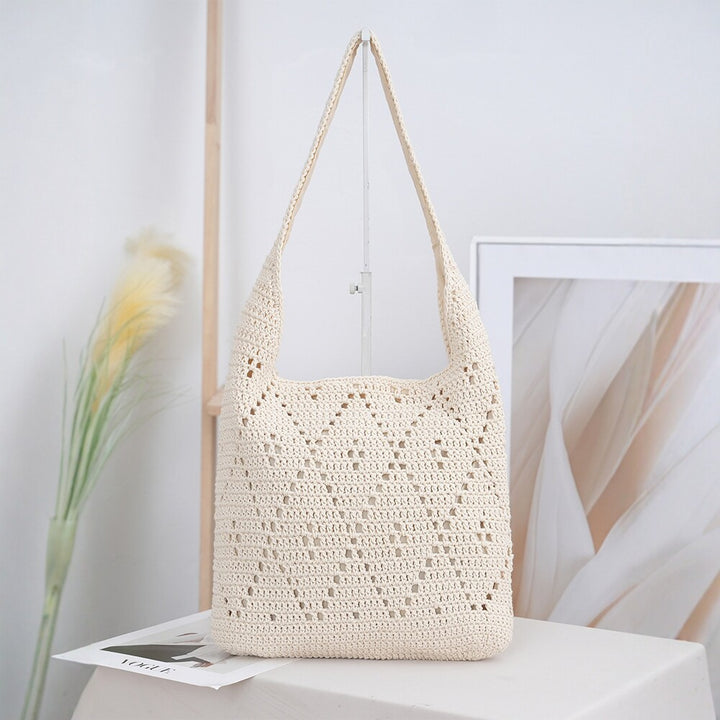 Handcrafted straw shoulder bag Bowlift