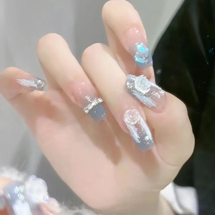 Decorative Floral Press-On Nail Art Set Bowlift