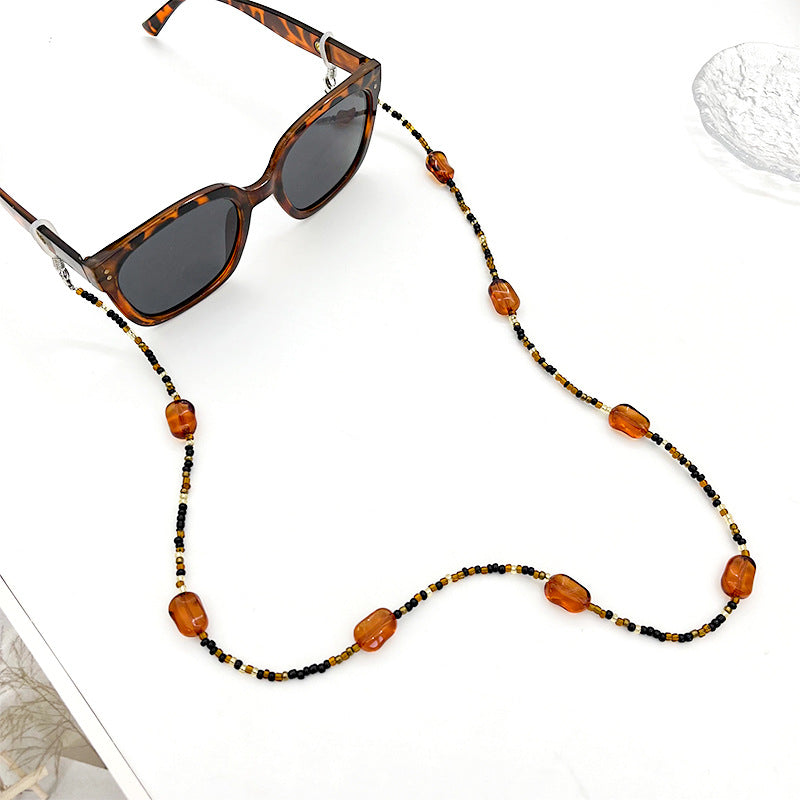Stylish Beaded Eyewear Holder Bowlift