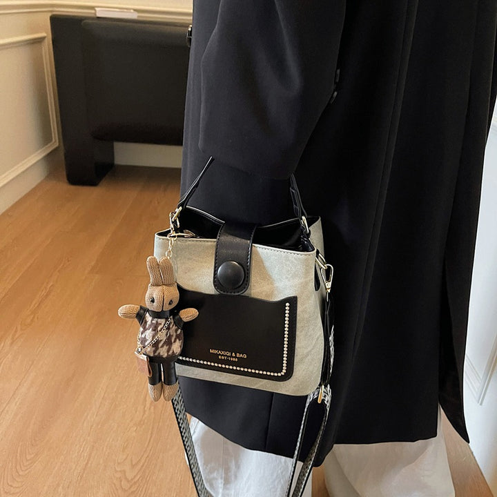 Chic Structured Mini Bucket Bag Bowlift