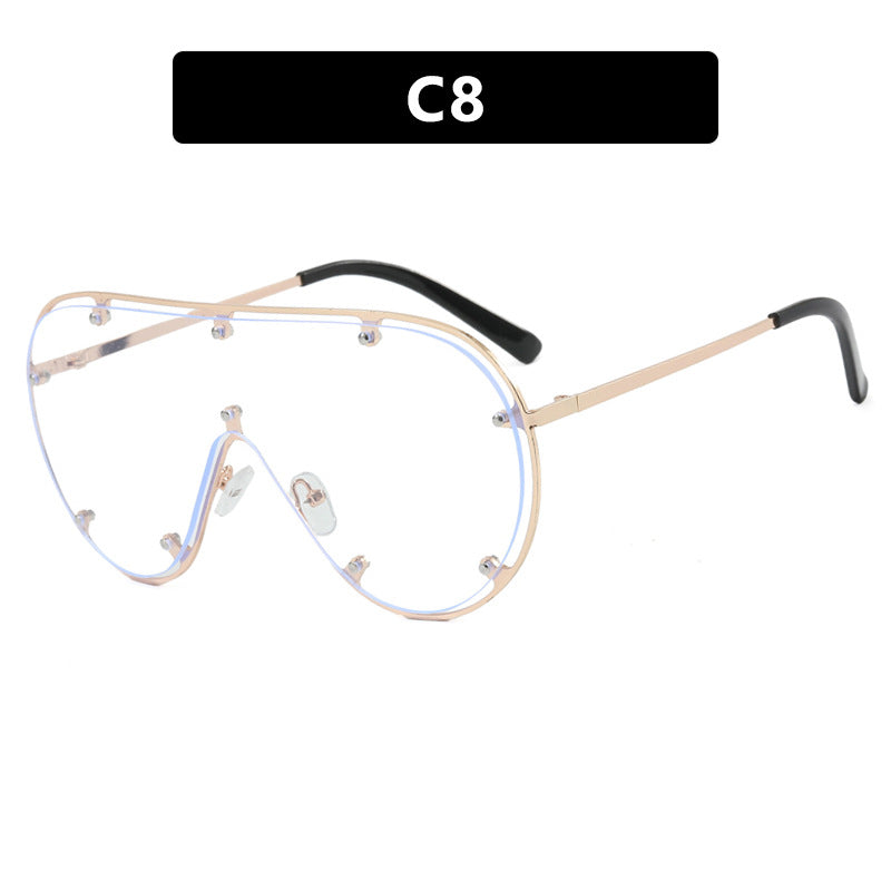Women's fashionable oversized sunglasses in stylish retro design Bowlift