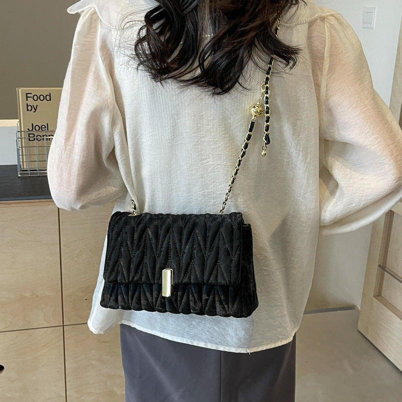 Quilted Shoulder Clutch Bowlift