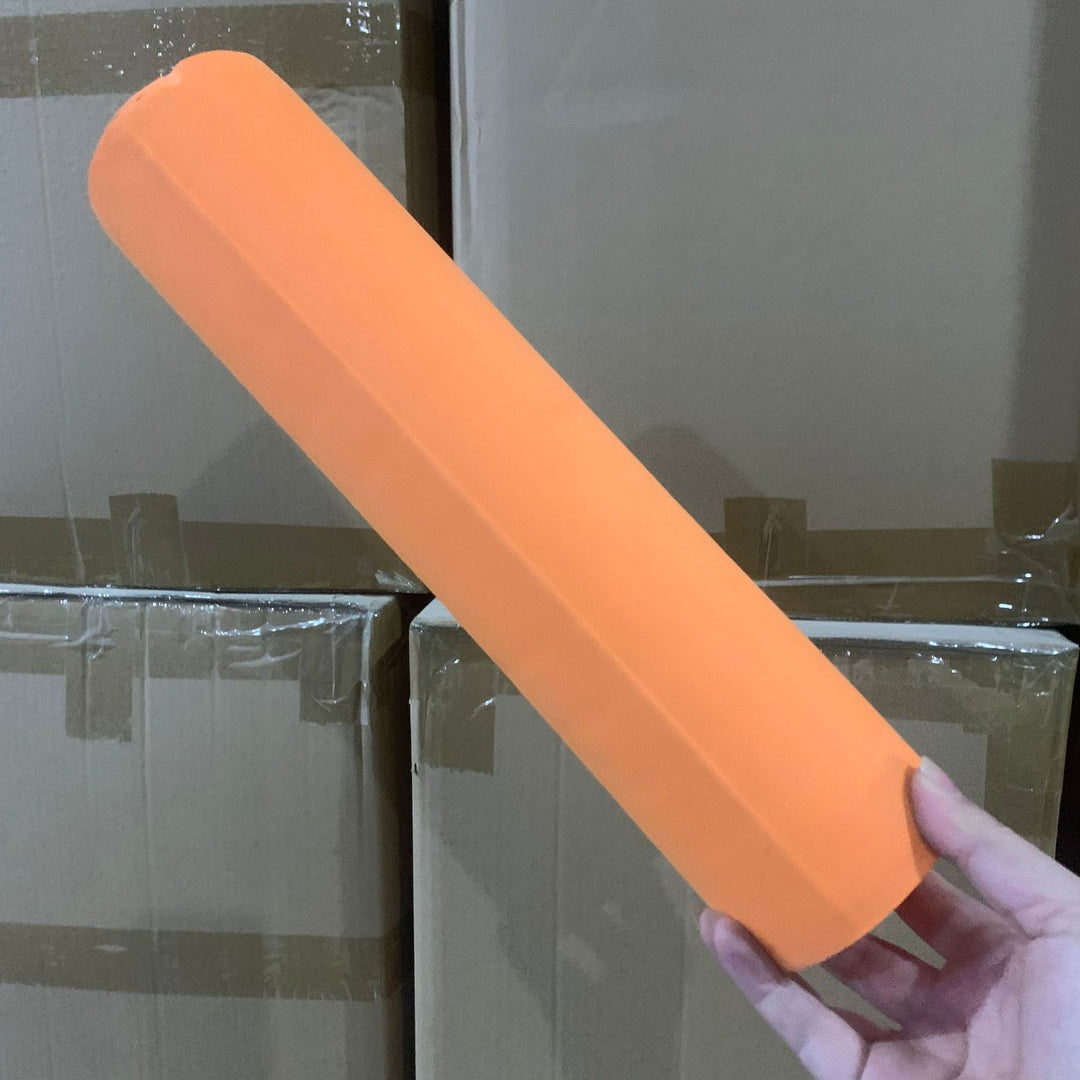 Massage roll with dotted surface Bowlift