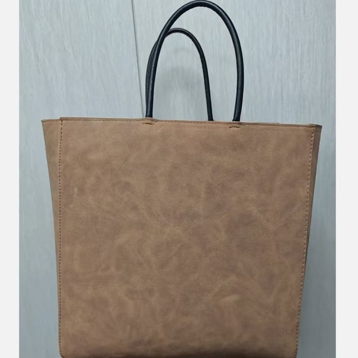 Elegant Handbag Bowlift