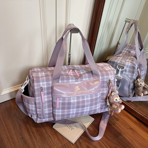 Chic Plaid Weekend Duffel Bowlift