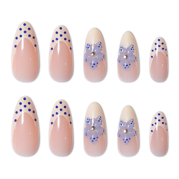 Floral Accent Press-On Nail Set Bowlift