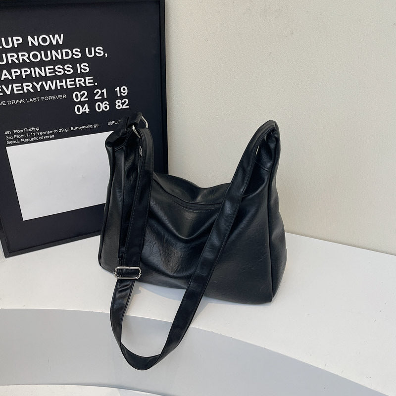 Elegant Slouchy Shoulder Bag Bowlift