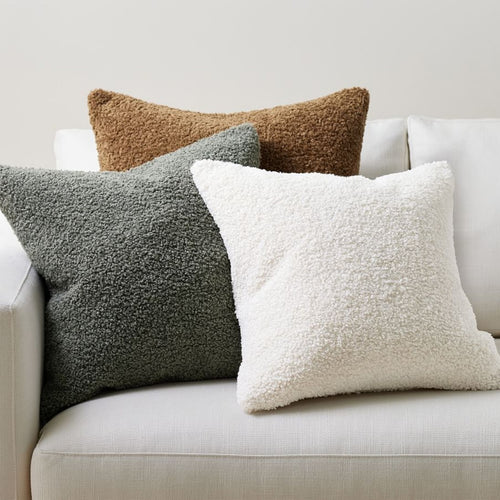 Cuddle cushion with teddy fleece cover and soft polyester filling Bowlift