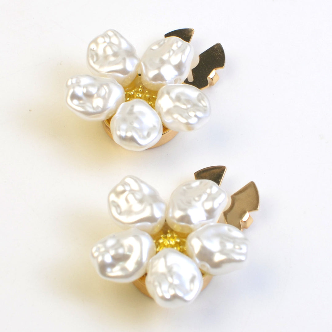 More Elegant and High-Quality Brooches with Pearl Applications Bowlift