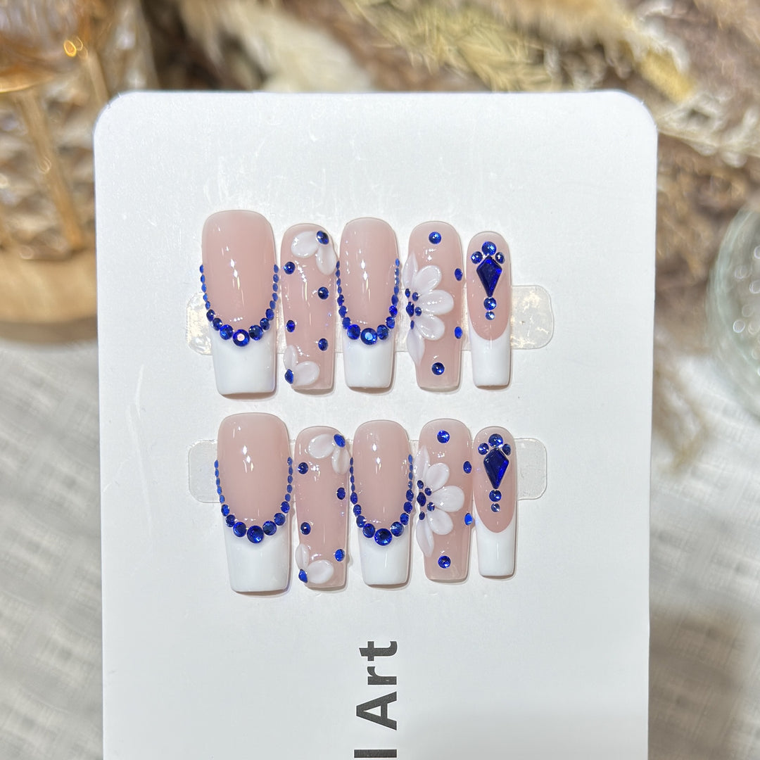 Decorative Press-On Nails with Floral and Gemstone Accents Bowlift