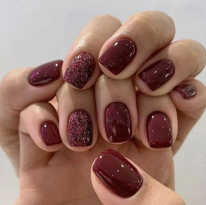 Glossy Nail Lacquer Bowlift